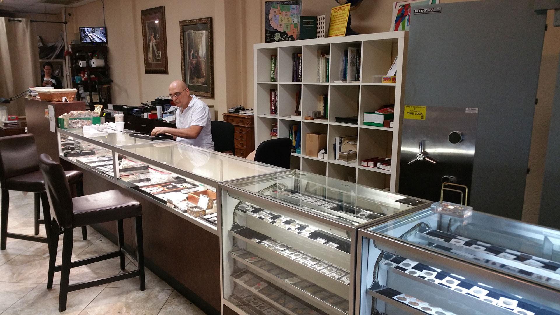 World Coin & Jewelry Exchange, Sarasota